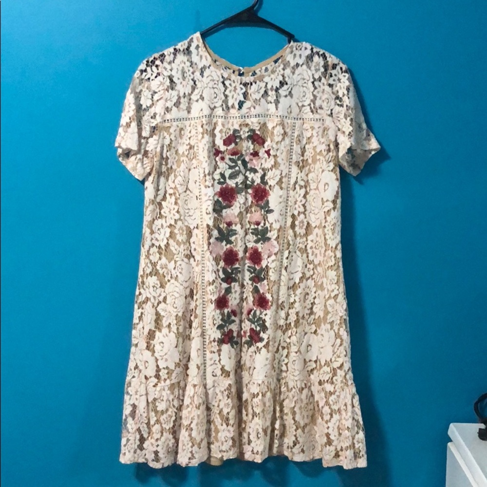 Floral laced A-lined dress